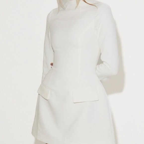 NWT Odd Muse The Ultimate Muse Split Sleeve Mini Dress, White Size Small - Picture 3 of 9